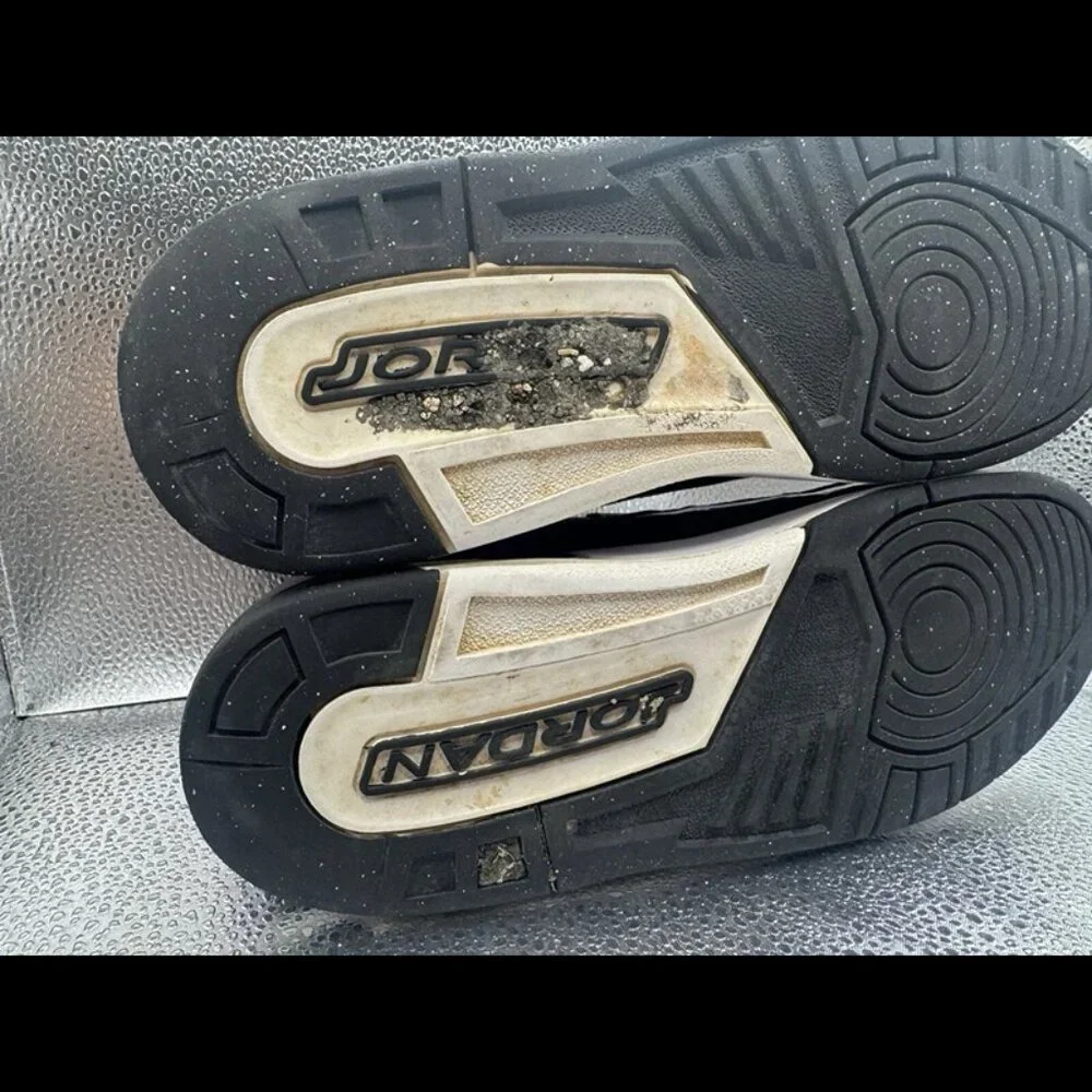 RARE 🚀 Size 5.5 -‎ Nike Air Jordan Legacy 312 Low Gold Black Sneaker CD9054-07